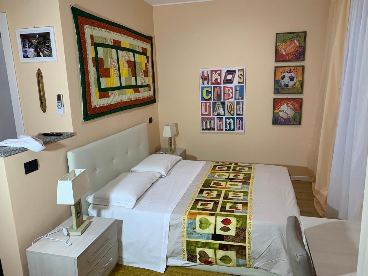 Bed & Breakfast Indi Thelar Villa Guardia Buitenkant foto